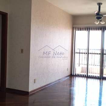 Apartamento em Pirassununga, bairro Centro