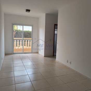 Apartamento em Pirassununga, bairro Jardim Europa