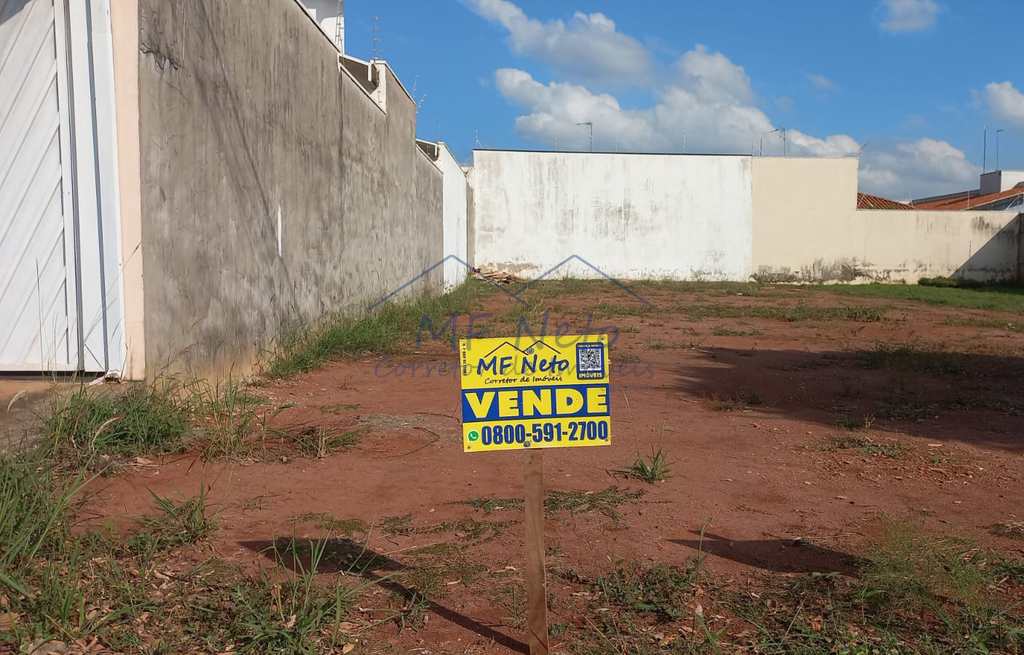 Terreno em Pirassununga, no bairro Residencial Vila Romana