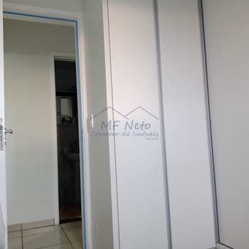 Apartamento em Pirassununga, bairro Residencial Garrovers