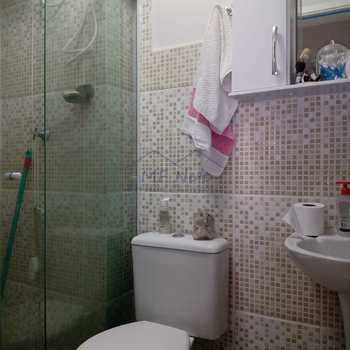 Apartamento em Pirassununga, bairro Residencial Garrovers