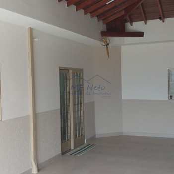 Casa em Pirassununga, bairro Jardim Treviso