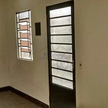 Casa em Pirassununga, bairro Jardim Redentor