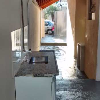 Casa em Pirassununga, bairro Jardim Redentor