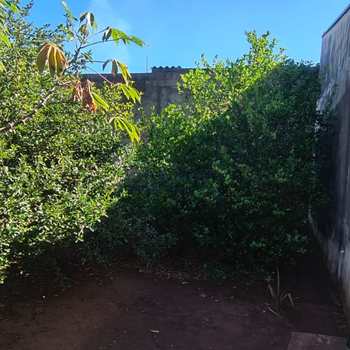 Terreno em Pirassununga, bairro Jardim do Lago