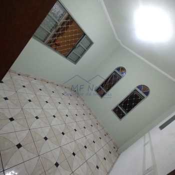 Casa em Pirassununga, bairro Jardim Primavera