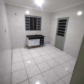 Casa em Pirassununga, bairro Jardim Primavera