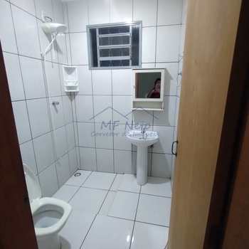 Casa em Pirassununga, bairro Jardim Primavera