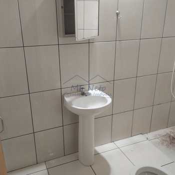 Casa em Pirassununga, bairro Jardim Primavera