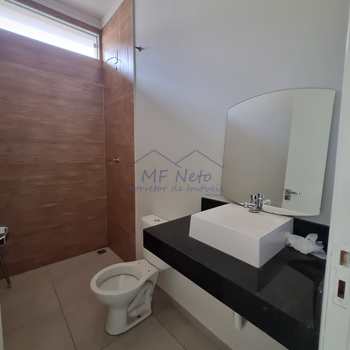 Casa em Pirassununga, bairro Terrazul Ba