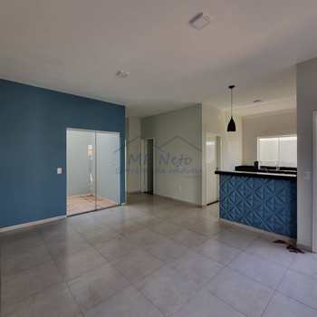 Casa em Pirassununga, bairro Terrazul Ba