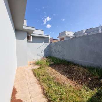 Casa em Pirassununga, bairro Terrazul Ba