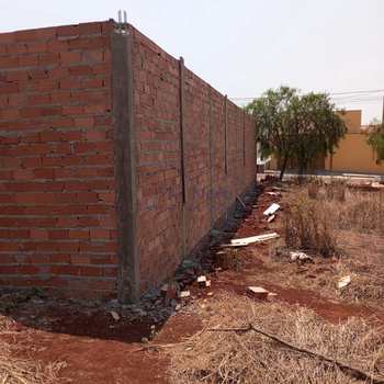 Terreno em Pirassununga, bairro Terrazul Ba
