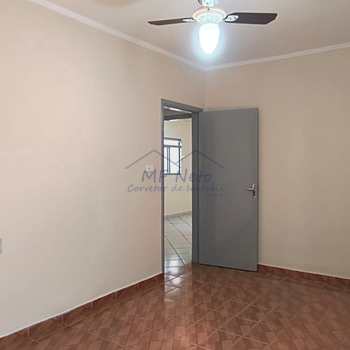 Casa em Pirassununga, bairro Jardim São Fernando