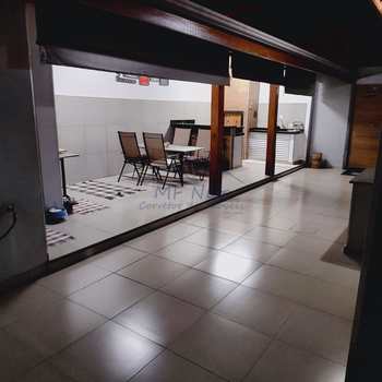 Casa em Pirassununga, bairro Jardim Verona II