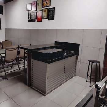 Casa em Pirassununga, bairro Jardim Verona II