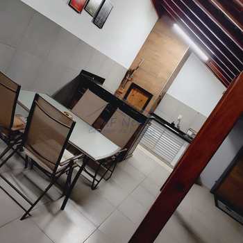 Casa em Pirassununga, bairro Jardim Verona II