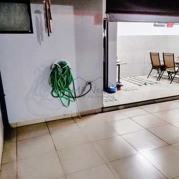 Casa em Pirassununga, bairro Jardim Verona II