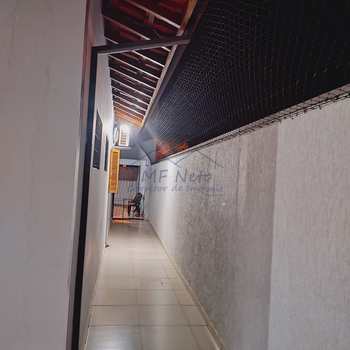 Casa em Pirassununga, bairro Jardim Verona II