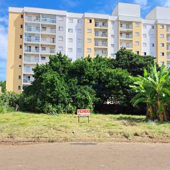 Terreno em Pirassununga, bairro Vila Paulista