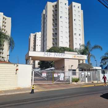 Apartamento em Pirassununga, bairro Condomínio Residencial Canto dos Pássaros
