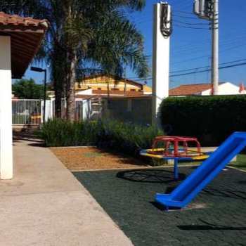 Apartamento em Pirassununga, bairro Condomínio Residencial Canto dos Pássaros