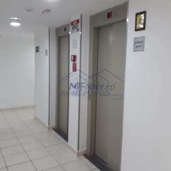 Apartamento em Pirassununga, bairro Condomínio Residencial Canto dos Pássaros