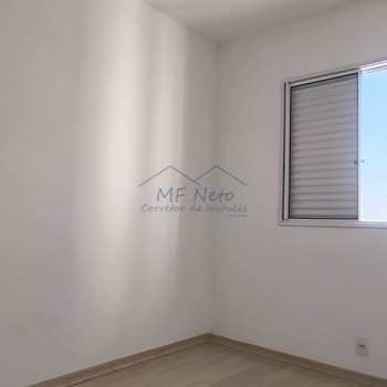 Apartamento em Pirassununga, bairro Condomínio Residencial Canto dos Pássaros