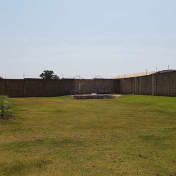 Apartamento em Pirassununga, bairro Jardim Europa