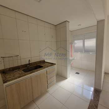 Apartamento em Pirassununga, bairro Jardim Europa