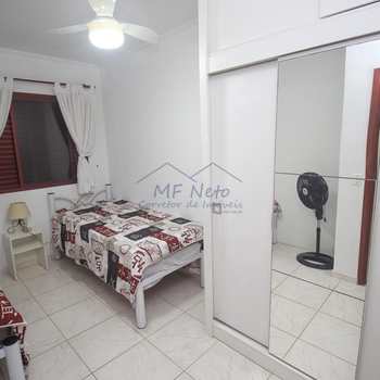 Apartamento em Guarujá, bairro Parque Enseada