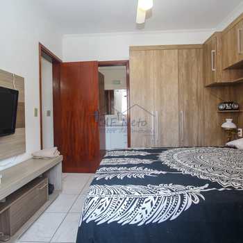 Apartamento em Guarujá, bairro Parque Enseada
