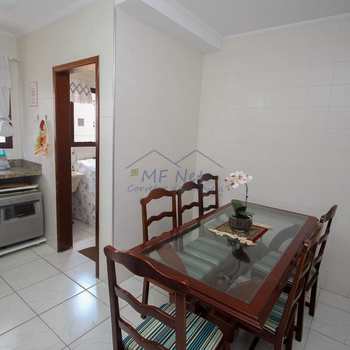 Apartamento em Guarujá, bairro Parque Enseada
