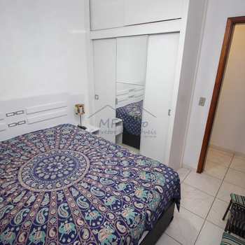 Apartamento em Guarujá, bairro Parque Enseada