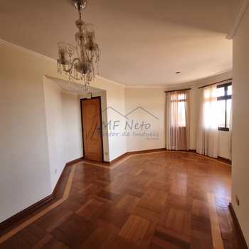 Apartamento em Pirassununga, bairro Edificio Vitoria Regia