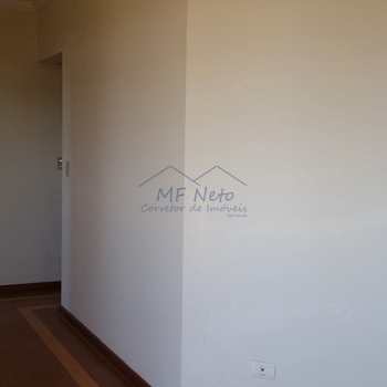 Apartamento em Pirassununga, bairro Edificio Vitoria Regia