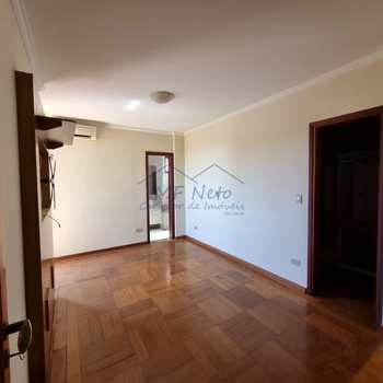 Apartamento em Pirassununga, bairro Edificio Vitoria Regia