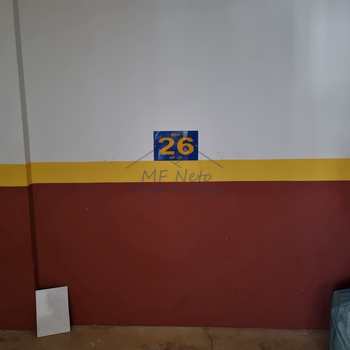 Apartamento em Pirassununga, bairro Edificio Vitoria Regia