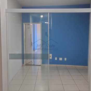 Sala Comercial em Pirassununga, bairro Centro