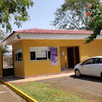 Apartamento em Pirassununga, bairro Residencial das Flores