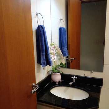 Apartamento em Pirassununga, bairro Residencial das Flores