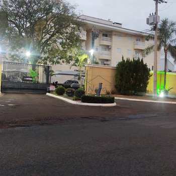 Apartamento em Pirassununga, bairro Residencial das Flores