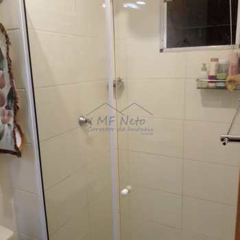 Apartamento em Pirassununga, bairro Residencial das Flores