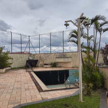 Apartamento em Pirassununga, bairro Edifício Residencial Park - Centro