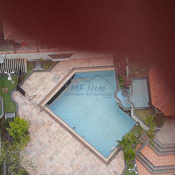 Apartamento em Pirassununga, bairro Edifício Residencial Park - Centro