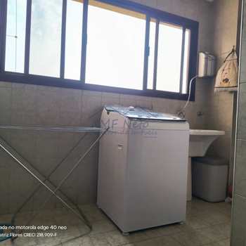 Apartamento em Pirassununga, bairro Residencial Planalto