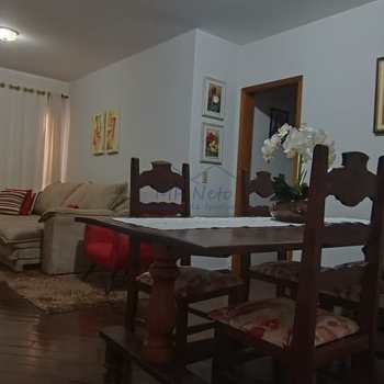Apartamento em Pirassununga, bairro Residencial Planalto