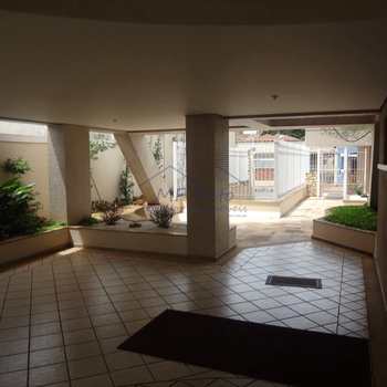 Apartamento em Pirassununga, bairro Residencial Planalto