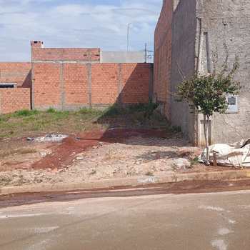 Terreno em Pirassununga, bairro Terrazul Ba