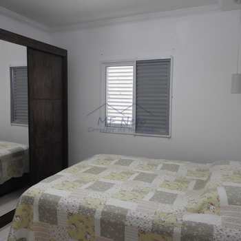 Apartamento em Pirassununga, bairro Centro